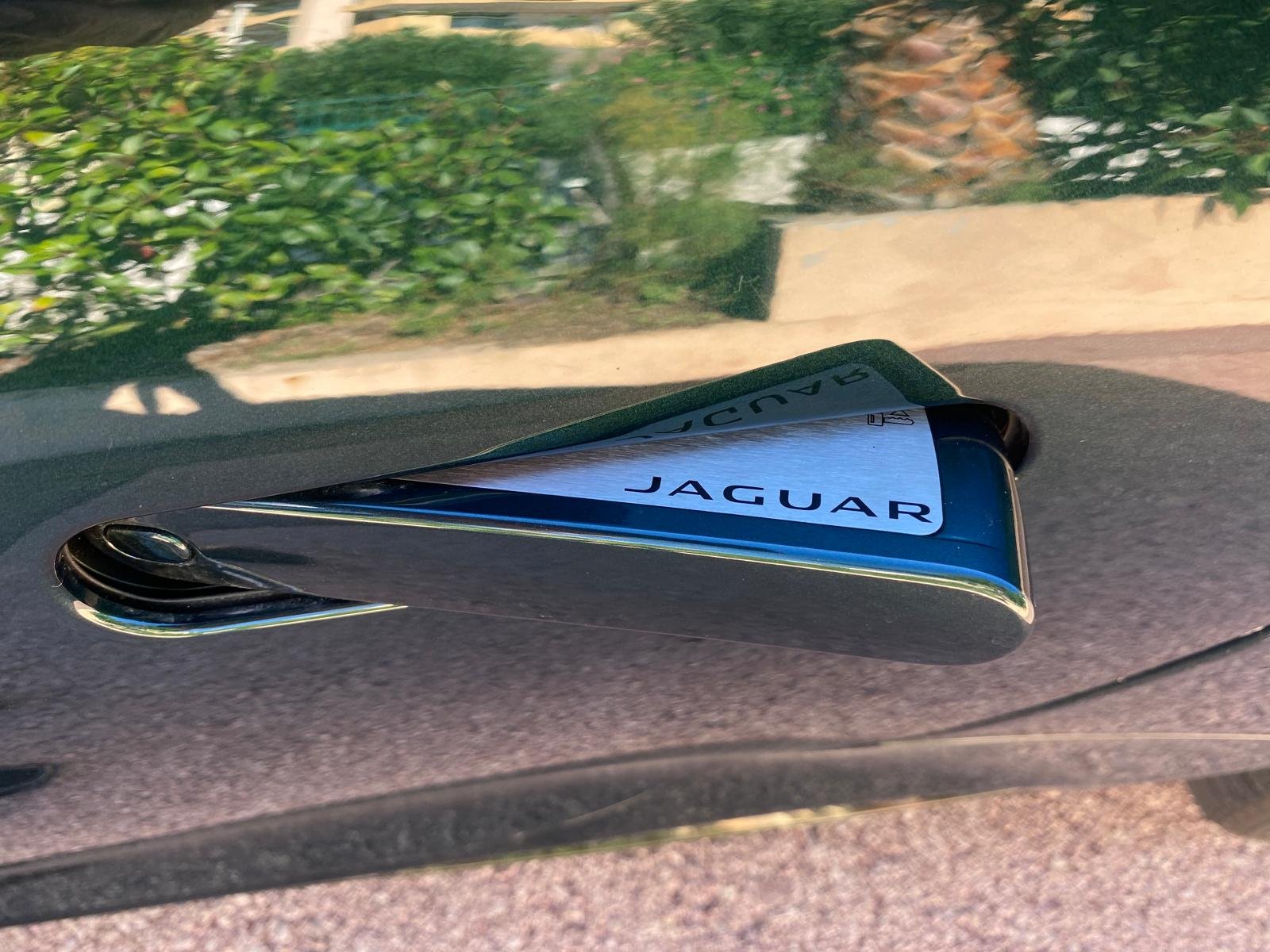 JAGUAR F-TYPE AWD - Image 8