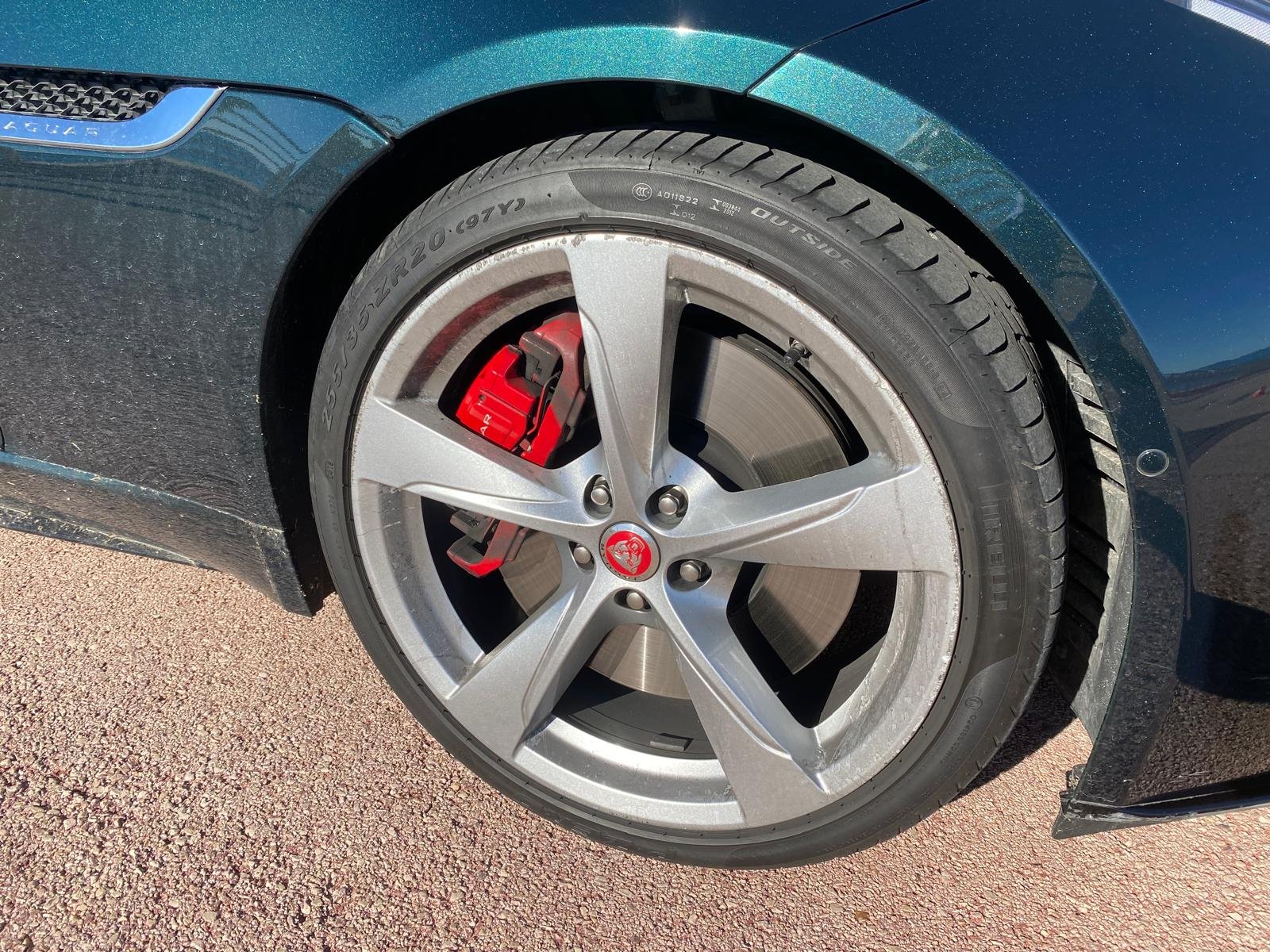 JAGUAR F-TYPE AWD - Image 14