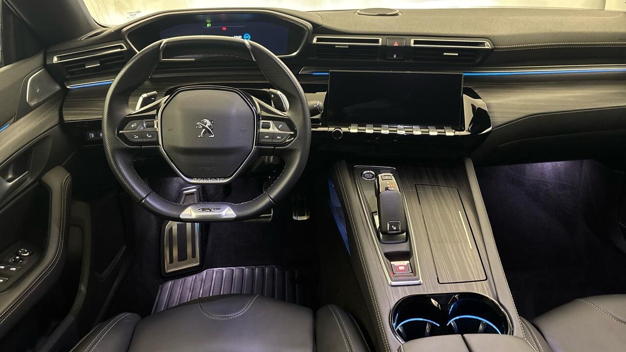 Peugeot 508 SW Hybrid 225 e-EAT8 GT Pack - Image 8