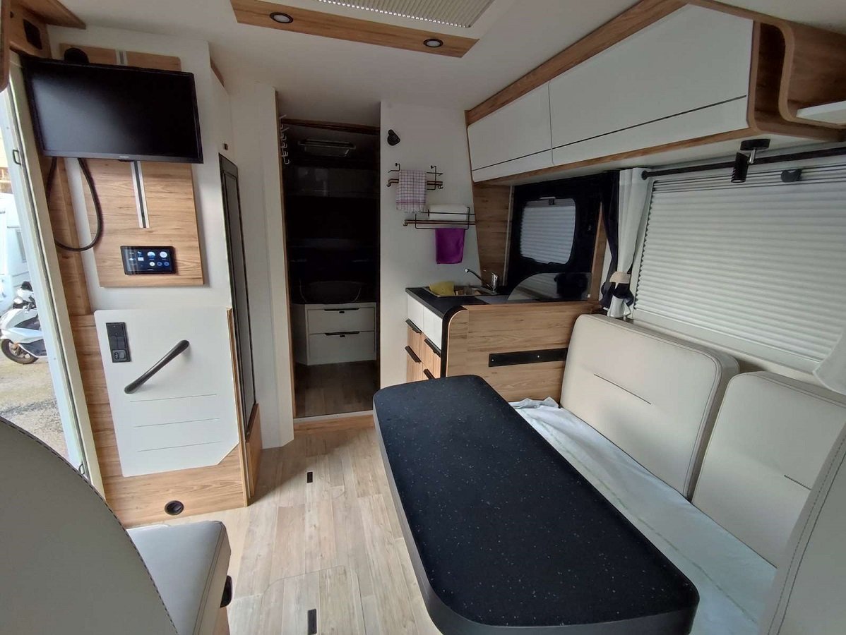 BAVARIA I720 NOMADE  INTEGRAL FIAT DUCATO 2.2L  - Image 11