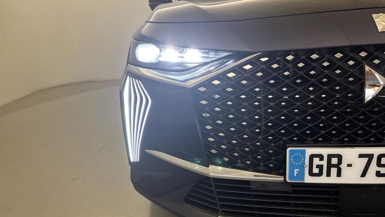 DS Automobile  DS7 OPERA E-TENSE 225 - Image 6