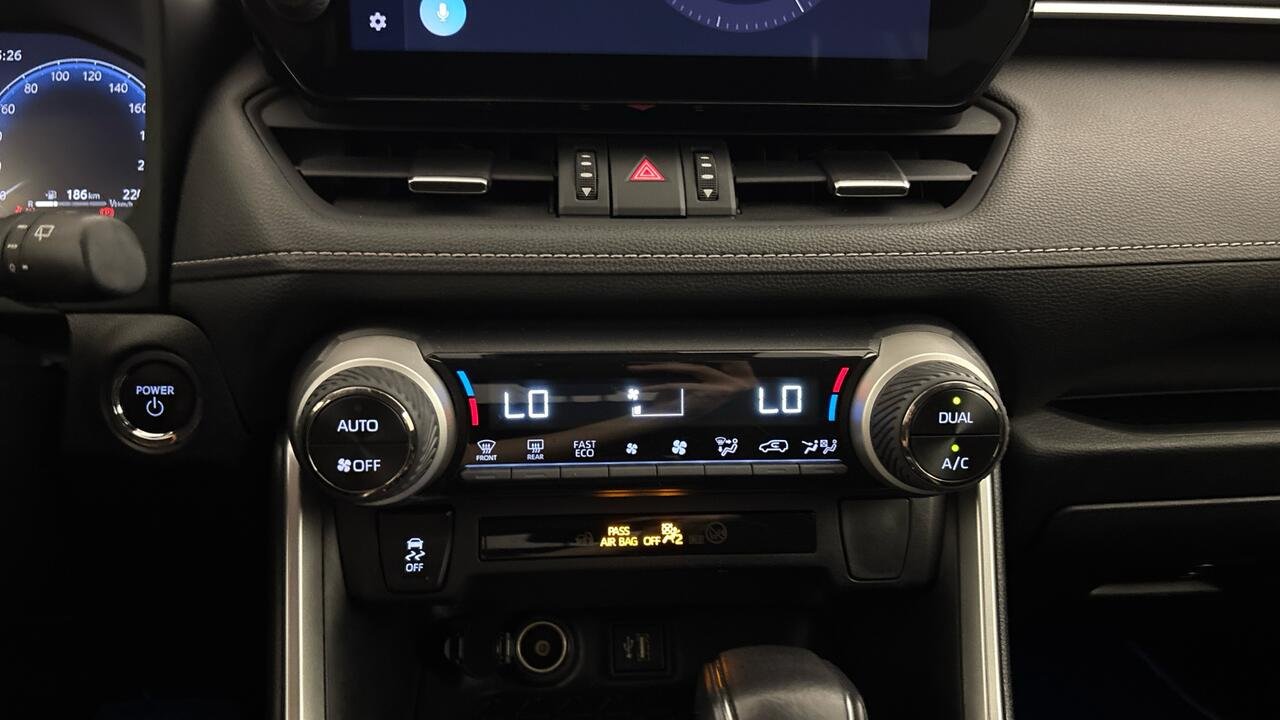 Toyota RAV 4 HYBRIDE 2WD DYNAMIC BUSINESS BEYOND ZERO - Image 13