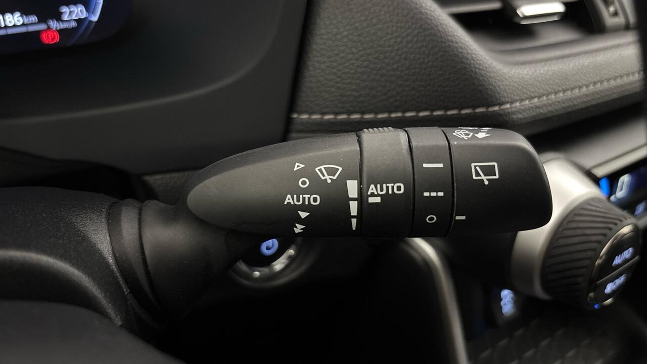 Toyota RAV 4 HYBRIDE 2WD DYNAMIC BUSINESS BEYOND ZERO - Image 14