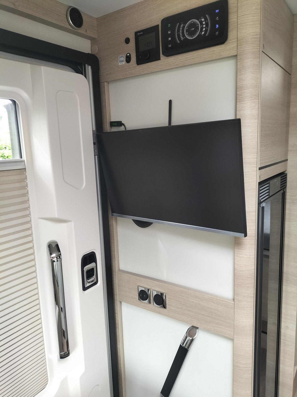 RAPIDO C86 PROFILE PEUGEOT BOXER - Image 13