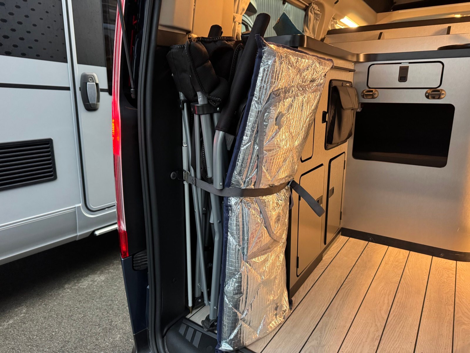 Ford Transit Custom  Nugget plus - Image 22
