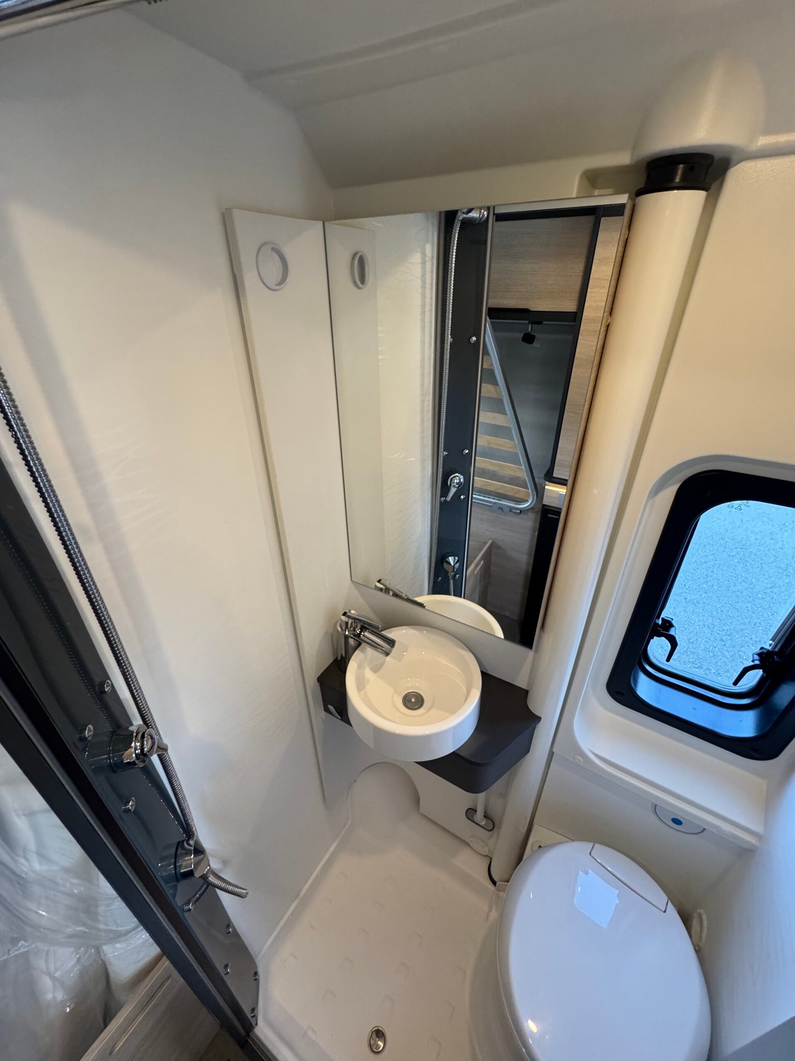Peugeot BOXER 2,2L Dreamer D43 UP ADDICT  - Image 8