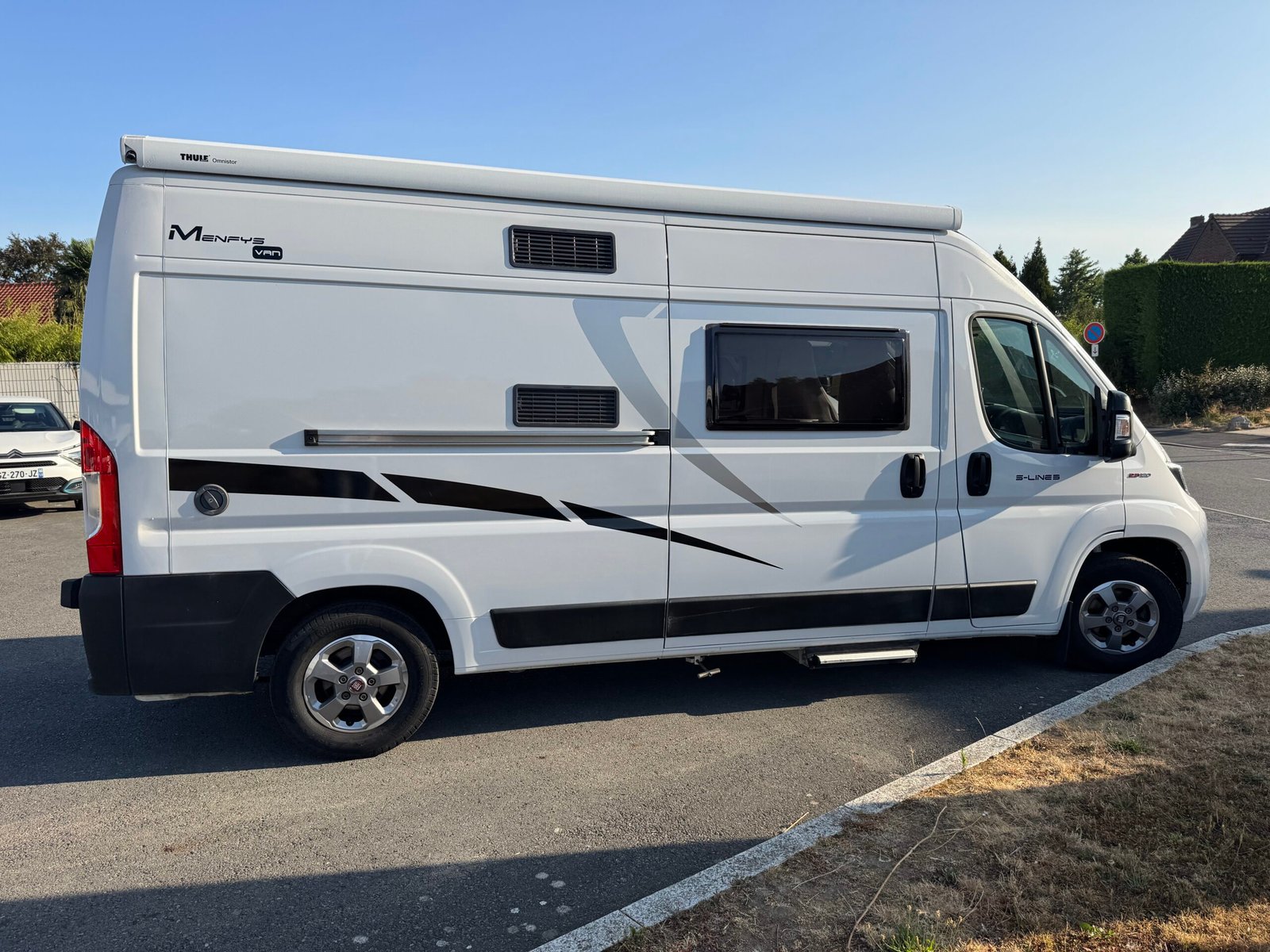 MC LOUIS MENFYS VAN 3 PRIVILEGE EDITION - Image 18