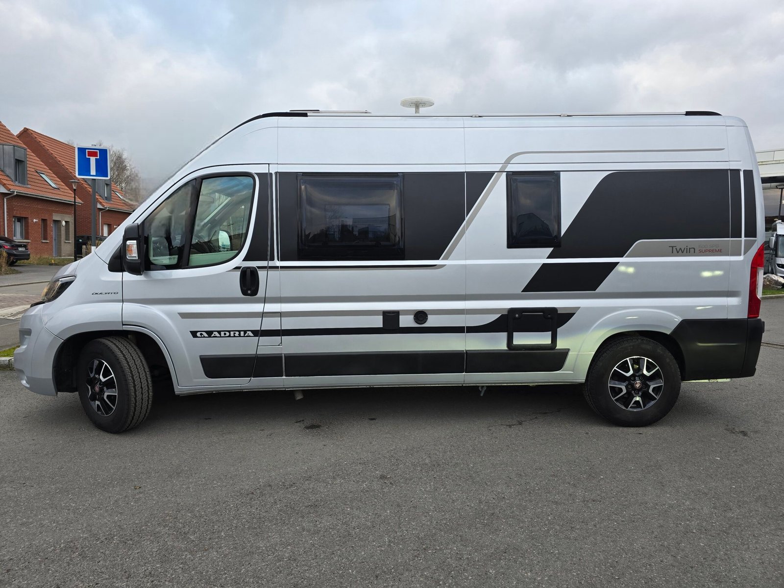 Adria Twin 600 SPB Supreme - Image 3