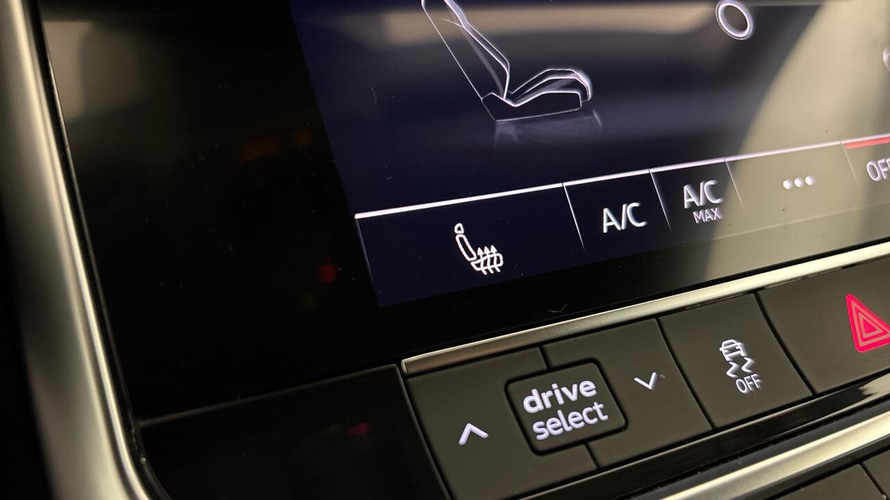 Audi A6 Business Executive 50 TFSI e quattro S tronic - Image 19