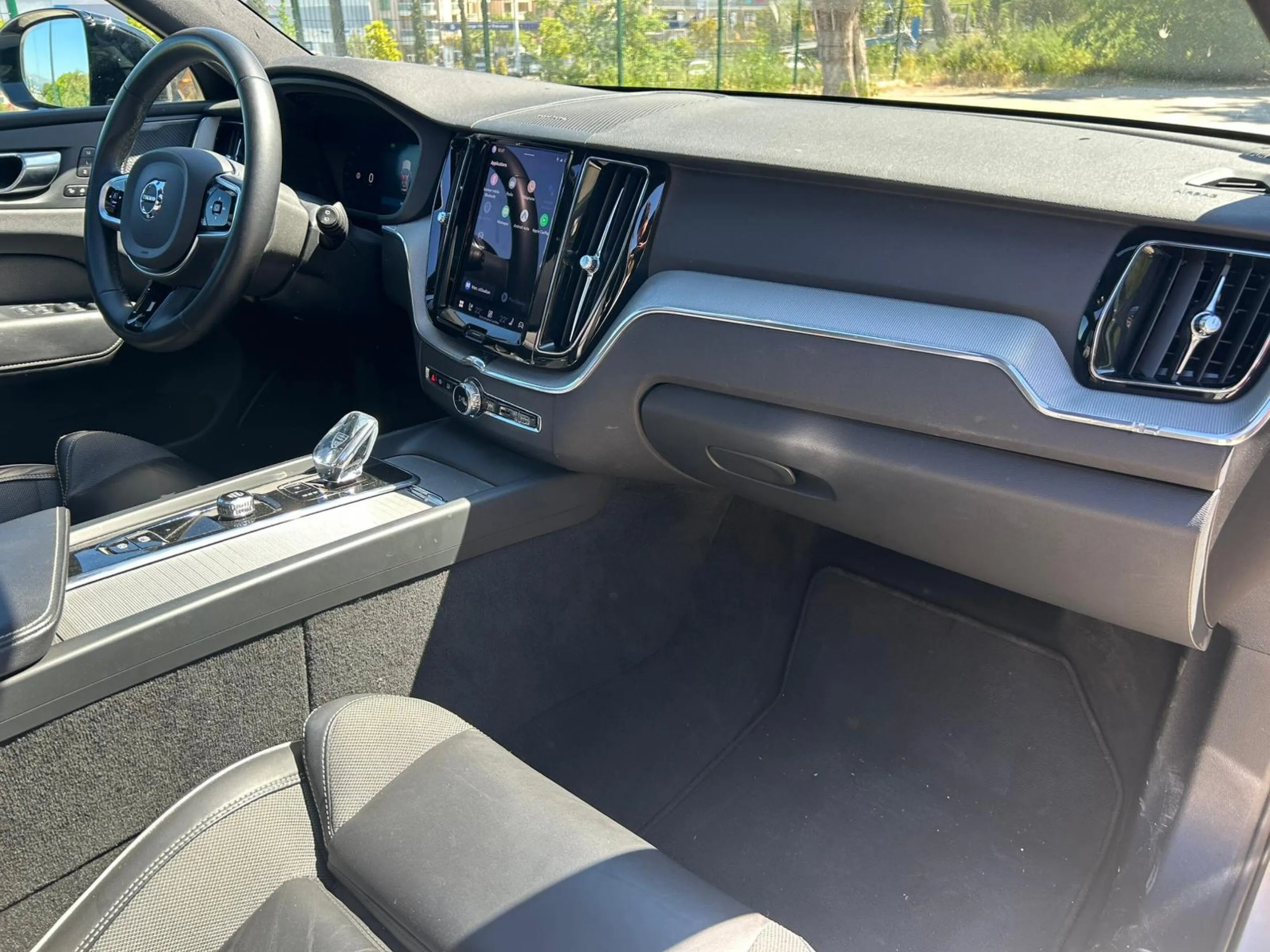 Volvo XC60 - Image 9