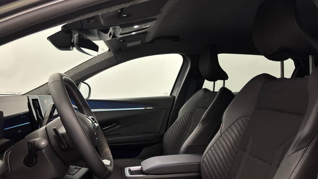 Renault Scenic  Electric Techno Esprit Alpine 220 Grande Autonomie 87kWh BVA - Image 6