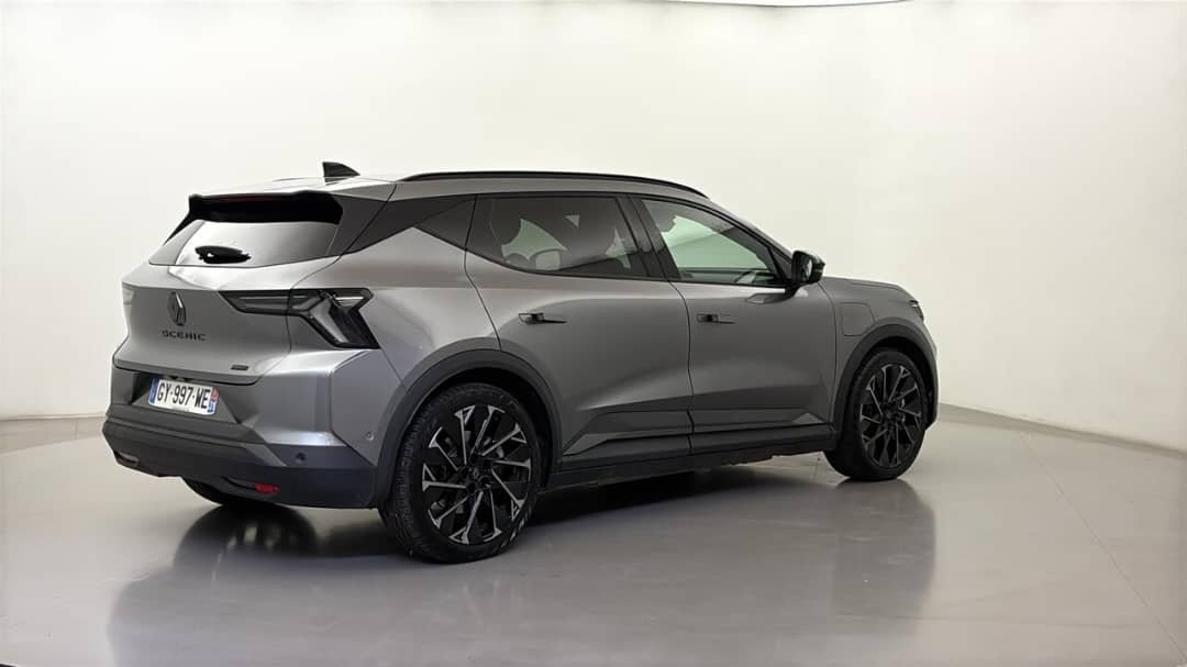 Renault Scenic  Electric Techno Esprit Alpine 220 Grande Autonomie 87kWh BVA - Image 17