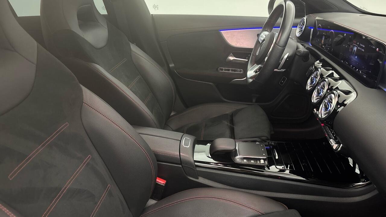 Mercedes CLA CLA 250 E AMG LINE  - Image 25