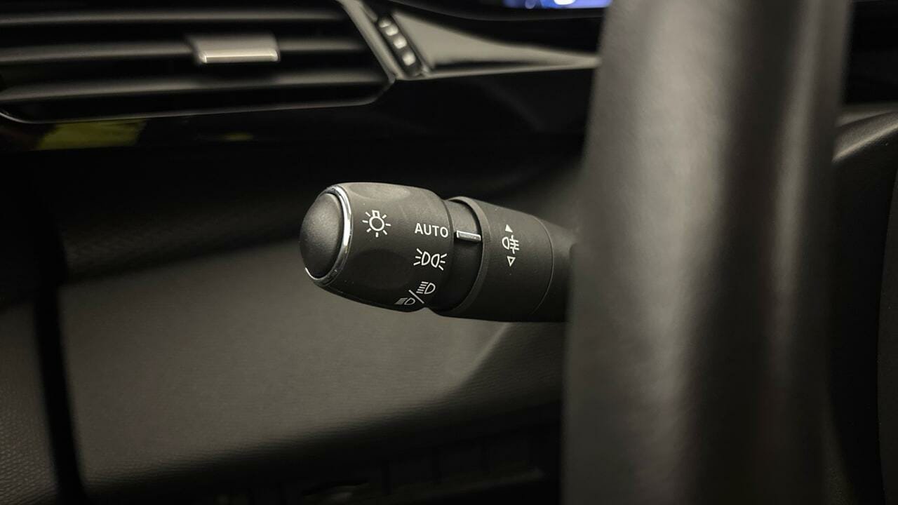 Peugeot 308 SW ACTIVE PACK 1.5 BLUE HDi 130 BVA8 - Image 14