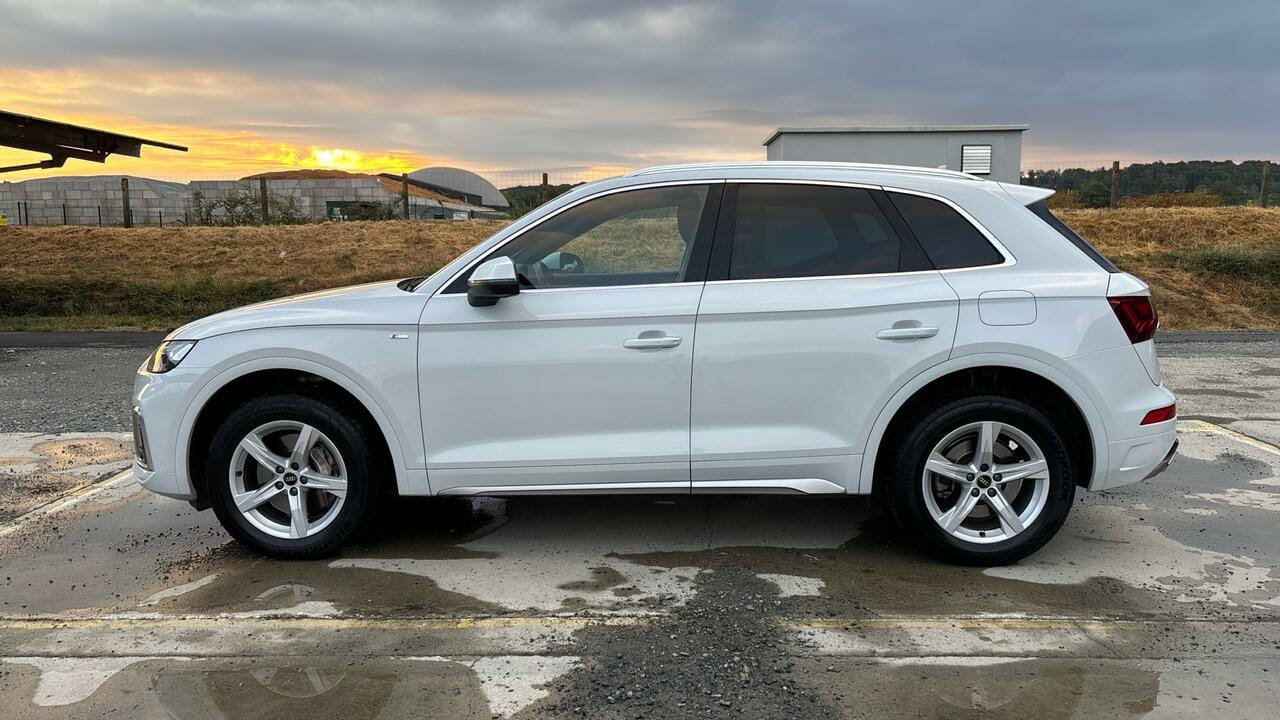 Audi Q5 50 TFSI e 299 QTT S TRONIC 7 S LINE - Image 4