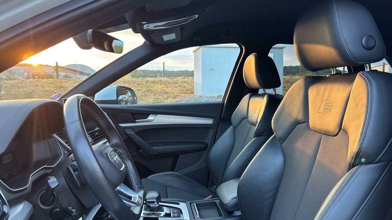 Audi Q5 50 TFSI e 299 QTT S TRONIC 7 S LINE - Image 9