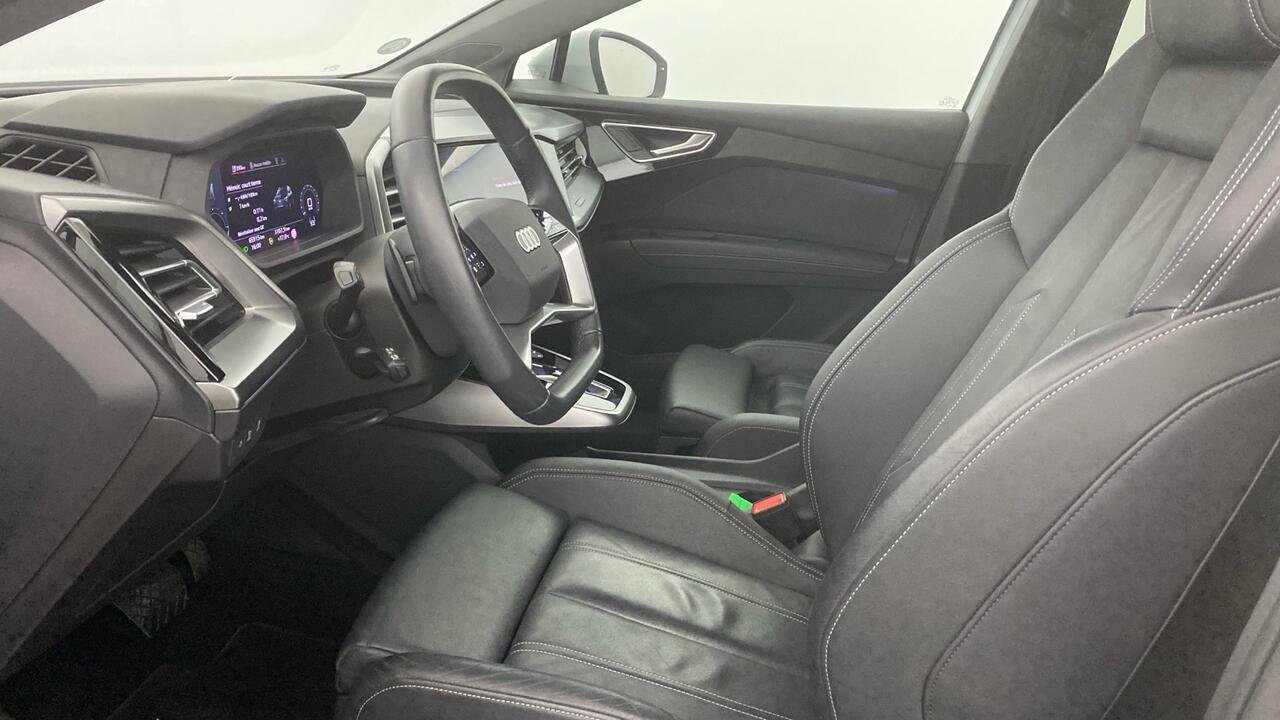 Audi Q4 Executive - Image 6