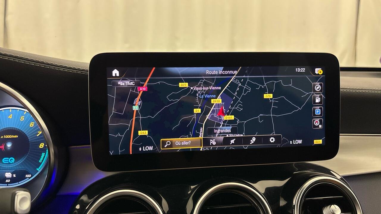 Mercedes GLC 300e Business Line 4Matic - Image 9