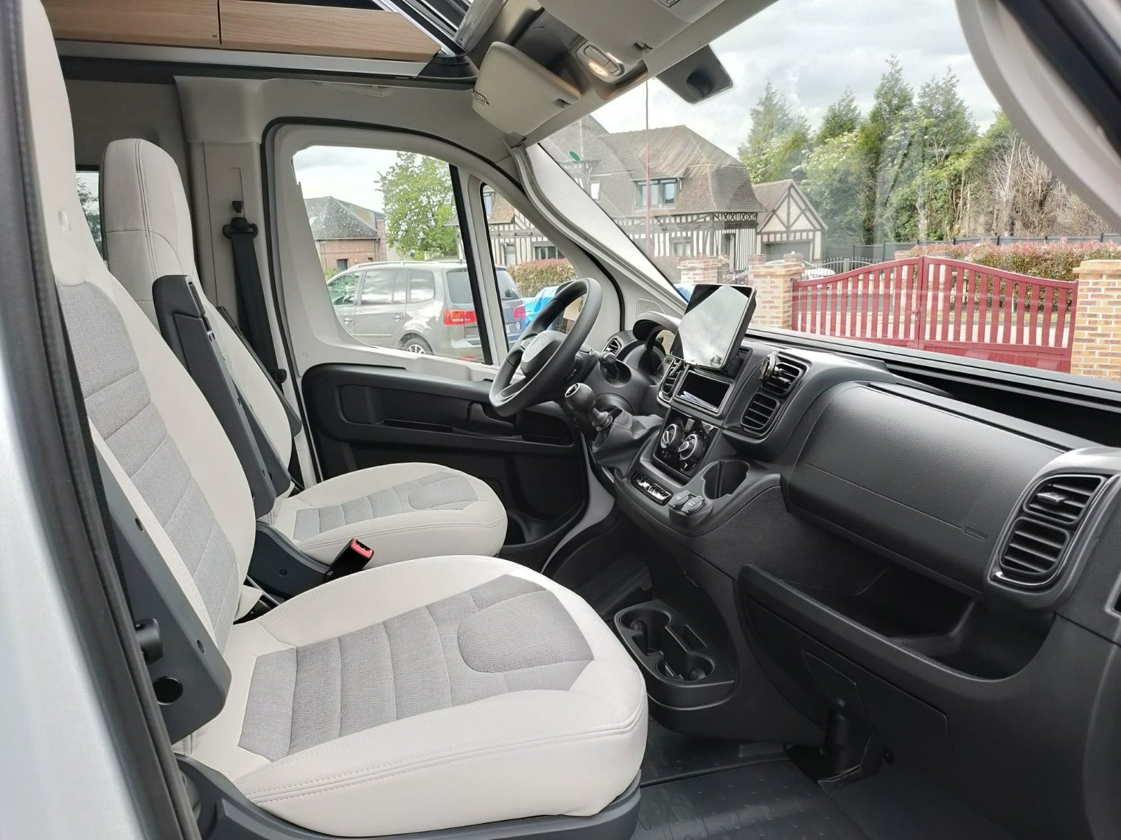 Adria TWIN TWIN Plus - Image 10